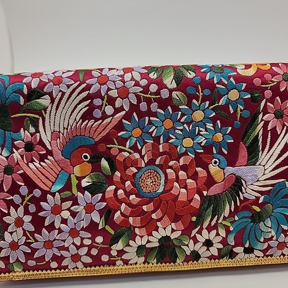 Vtg 60s Asian‎ Embroidery Purse Bag Clutch Red Silk Gold Birds Floral Colorful